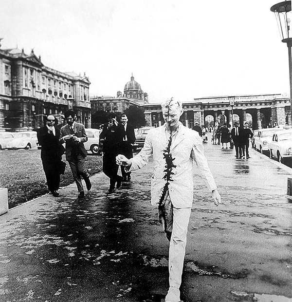 Günter Brus, Wiener Spaziergang, 1965