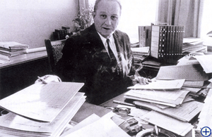 Leiter einer Finanzbehoerde in Wien 1968